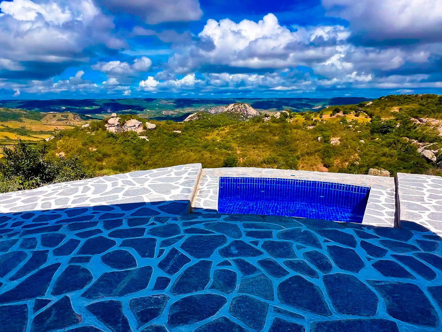 11d509c5-3960-40b8-b839-7e968a9b30001440p